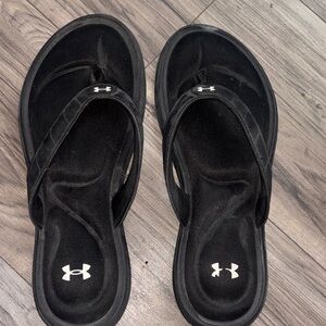 Under Armour Black Women's Cushioned Slide Sandals